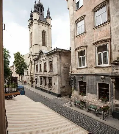 On Virmenska Street Appartement
