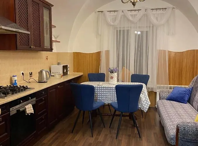 Appartamento On Virmenska Street